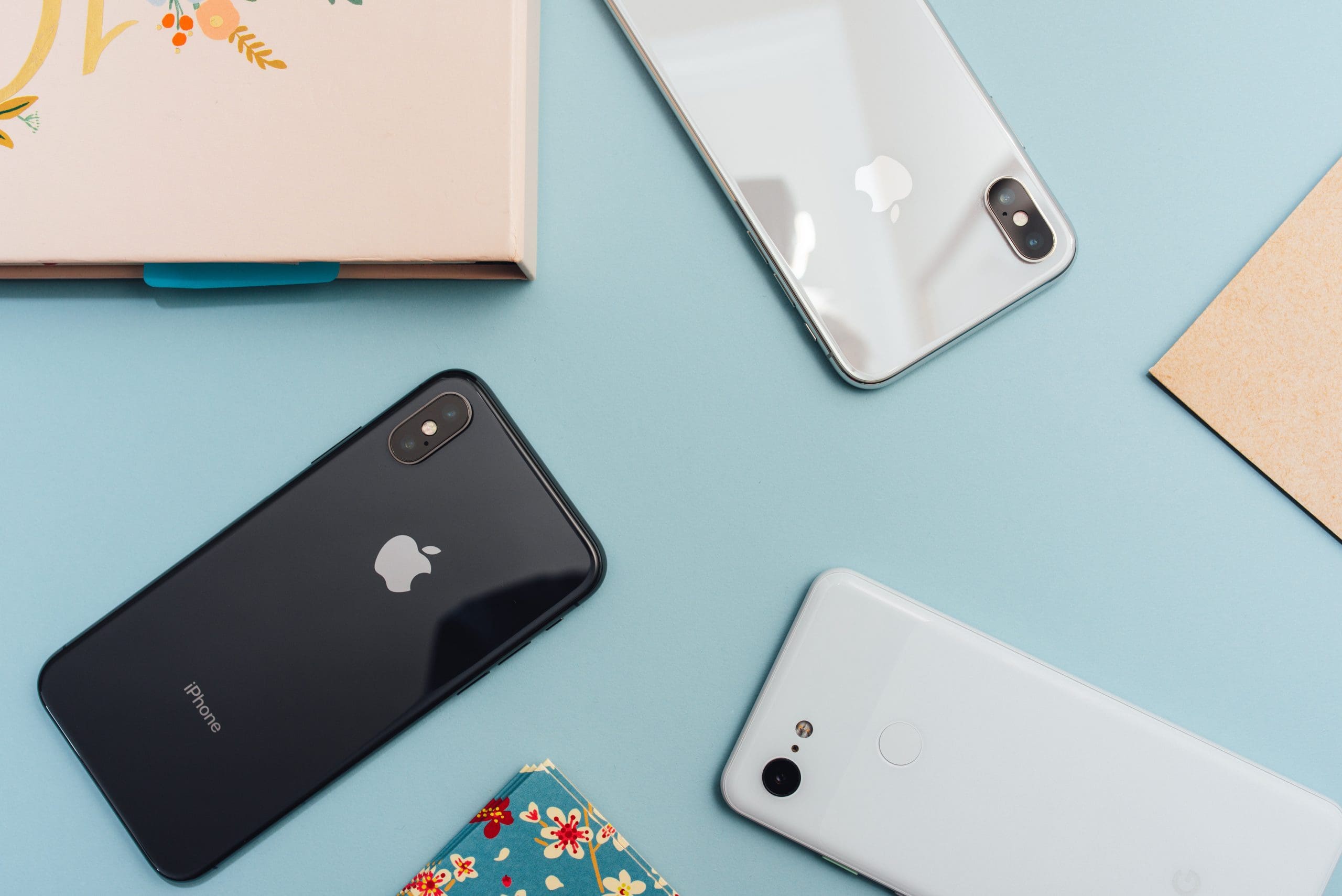 order-iphone-covid-19