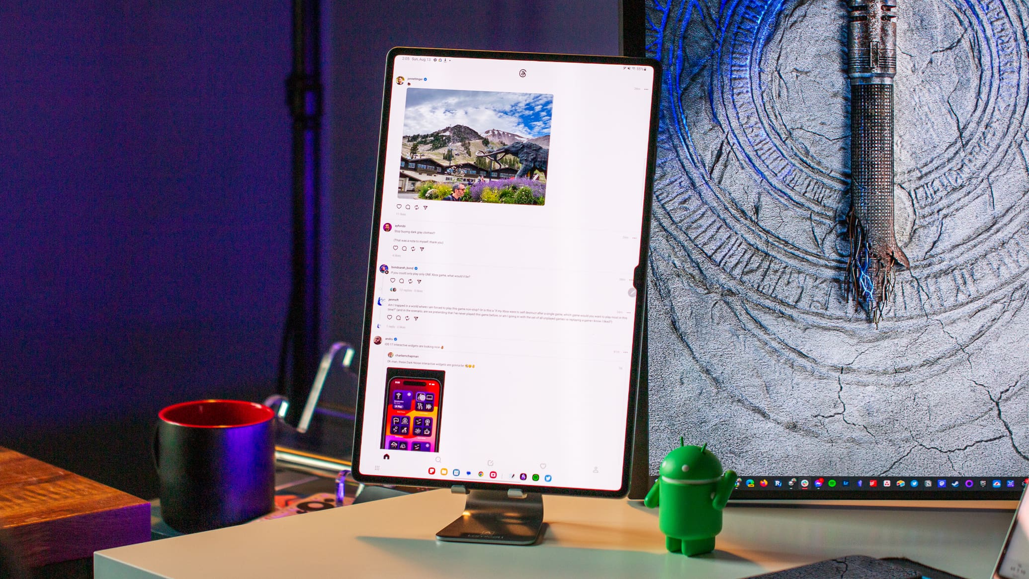 How to Insert and Remove microSD Card from Samsung Galaxy Tab S9