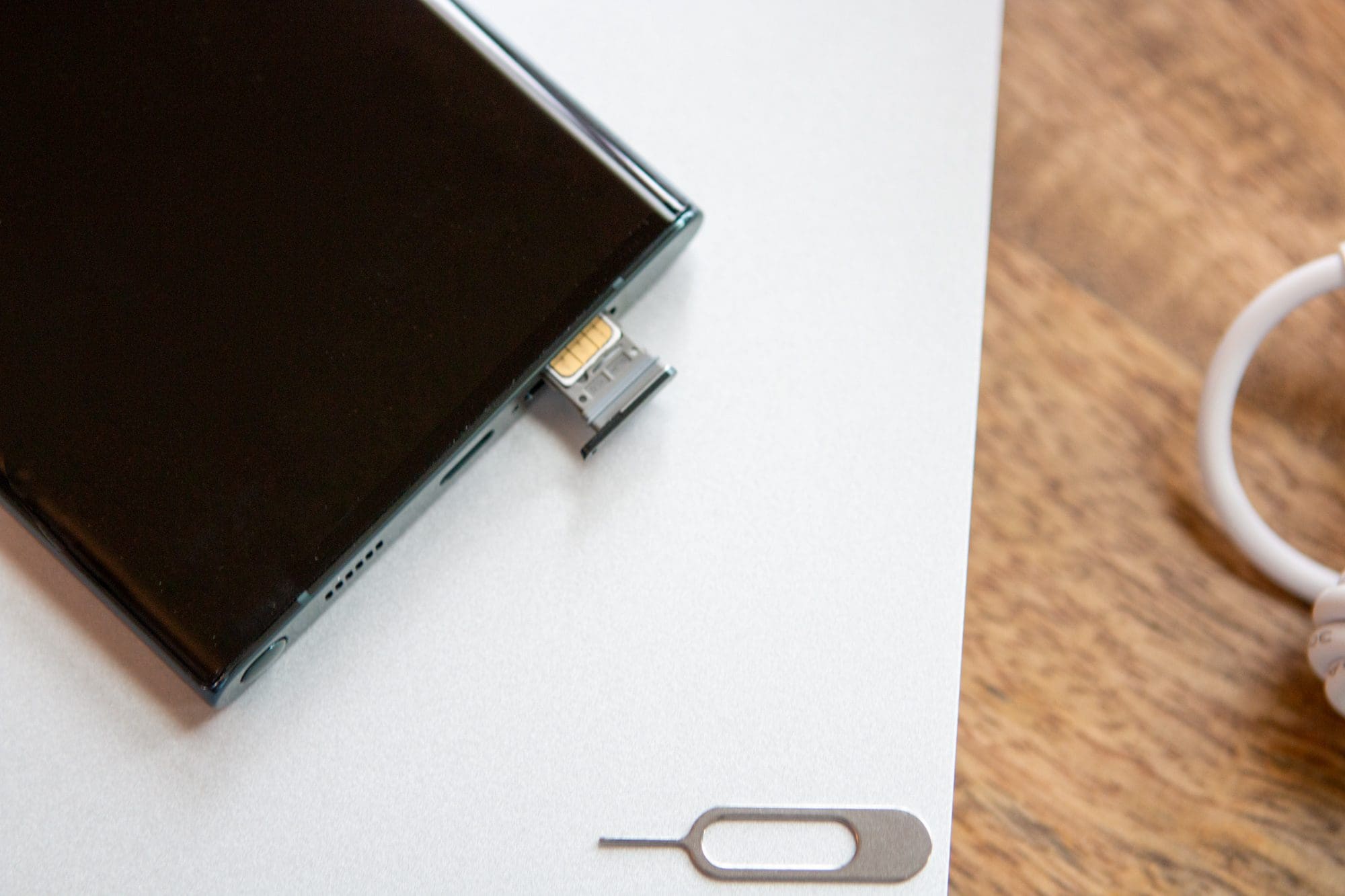 Insert and Remove the Samsung Galaxy S22 SIM Card - 1