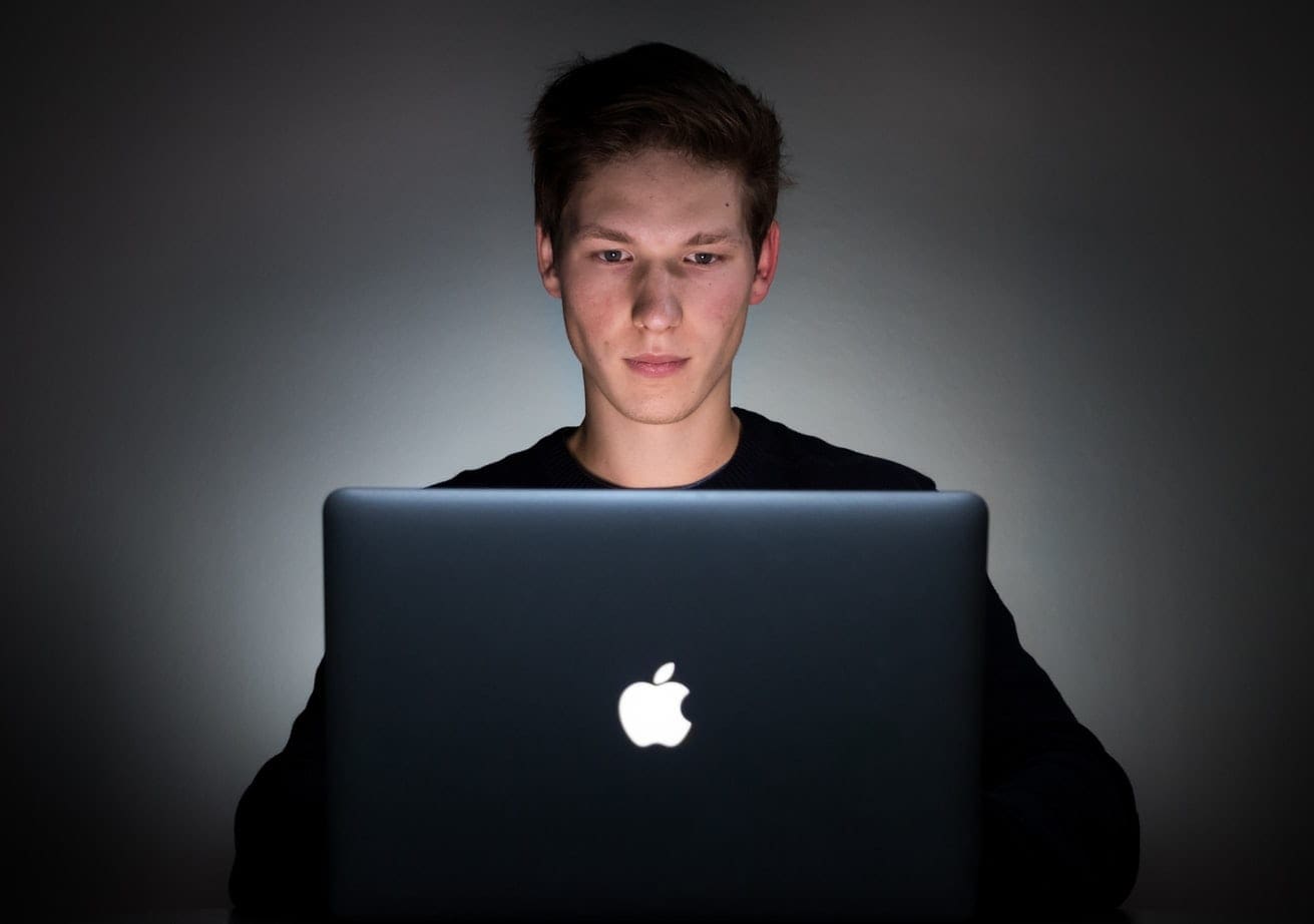 Move iMac Photos to iCloud by Default